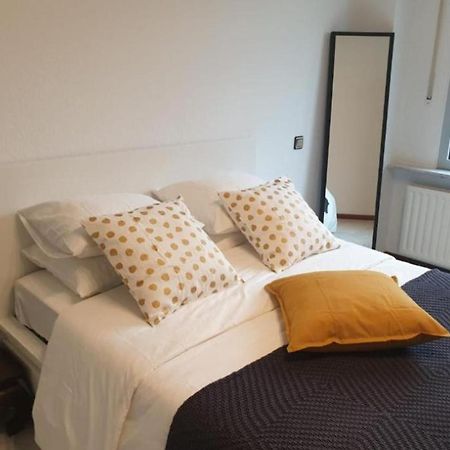 Beautiful Three Queen Beds Apartment In City Center , 100M2, Near Tram Luxembourg Luaran gambar