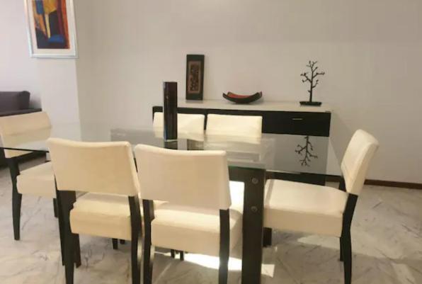 Beautiful Three Queen Beds Apartment In City Center , 100M2, Near Tram Luxembourg Luaran gambar